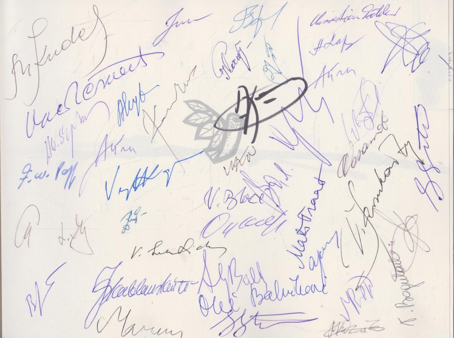 Poezijos pavasario laureatų kūryba 1965-2003 (su aut. autografais)